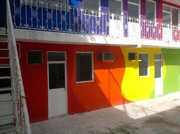 Orquideas Hostel Cancun Ngoại thất bức ảnh